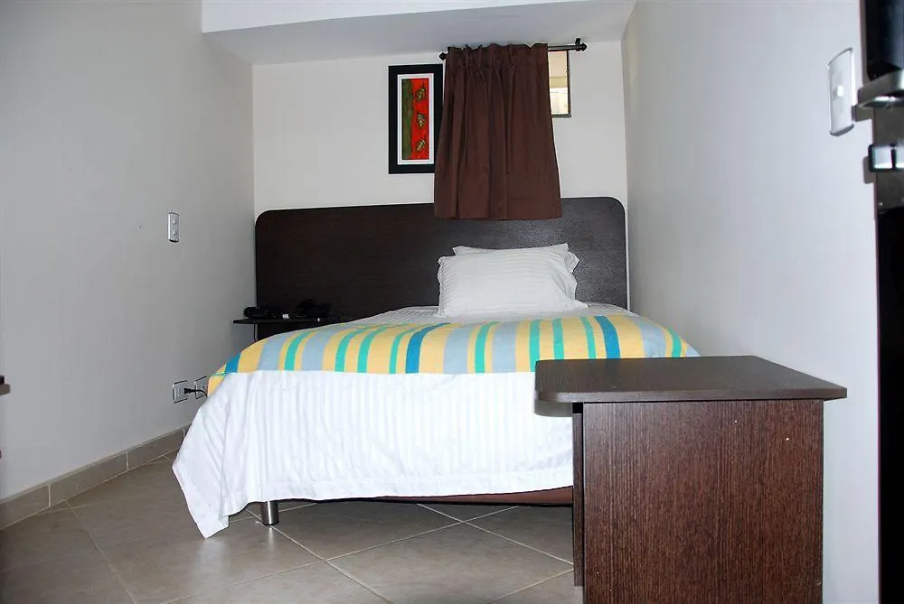 Hotel Provenza Garden Medellin