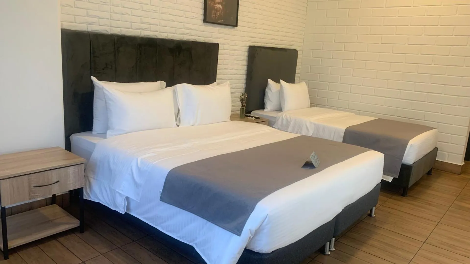 Hotel Provenza Garden Medellin