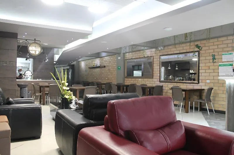 Hotel Provenza Garden Medellin 3*,