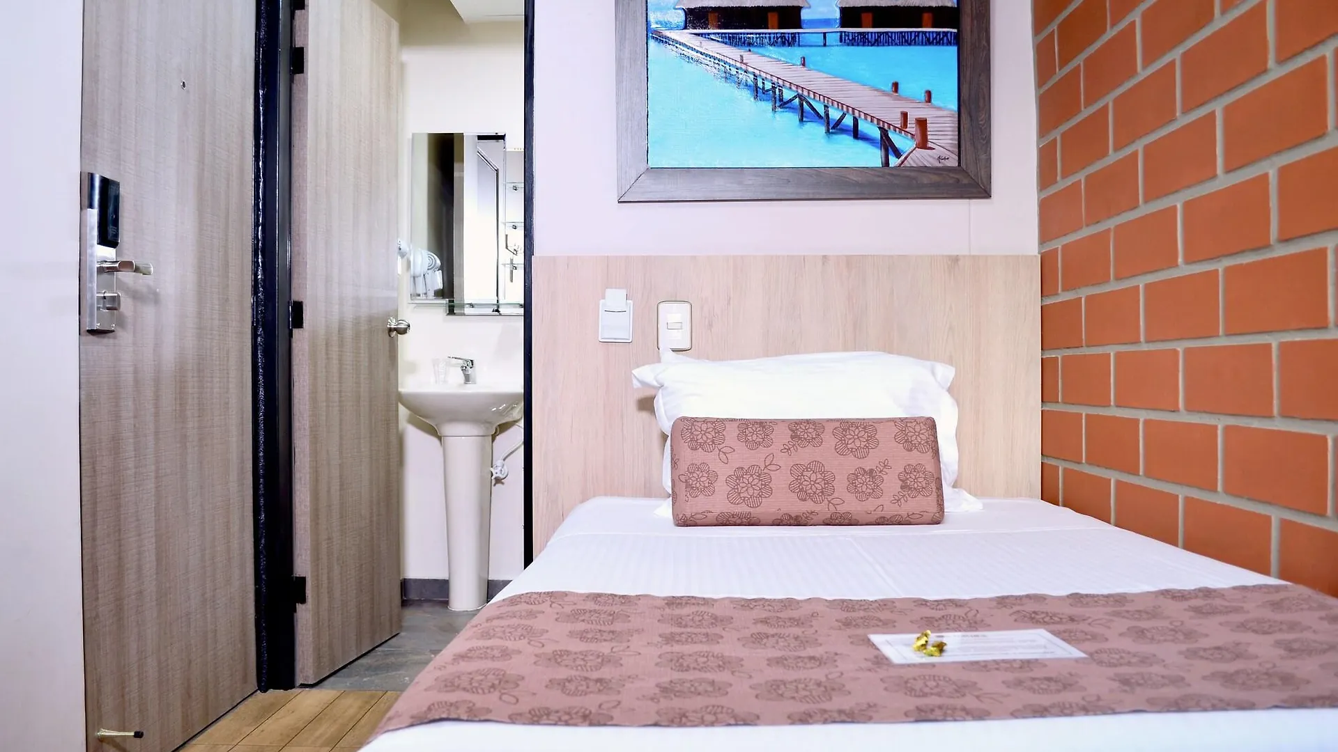 Hotel Provenza Garden Medellin
