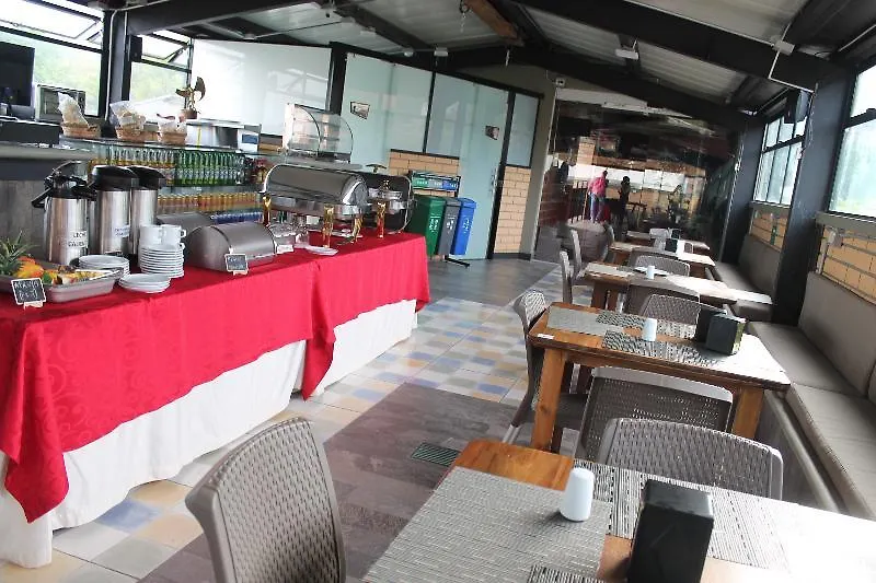 Hotel Provenza Garden Medellin 3*,  Colombia